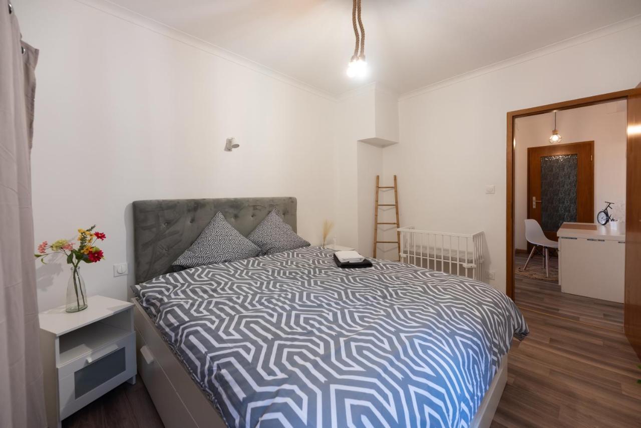 Appartement Cosy De 80 M2 Mulhouse Esterno foto