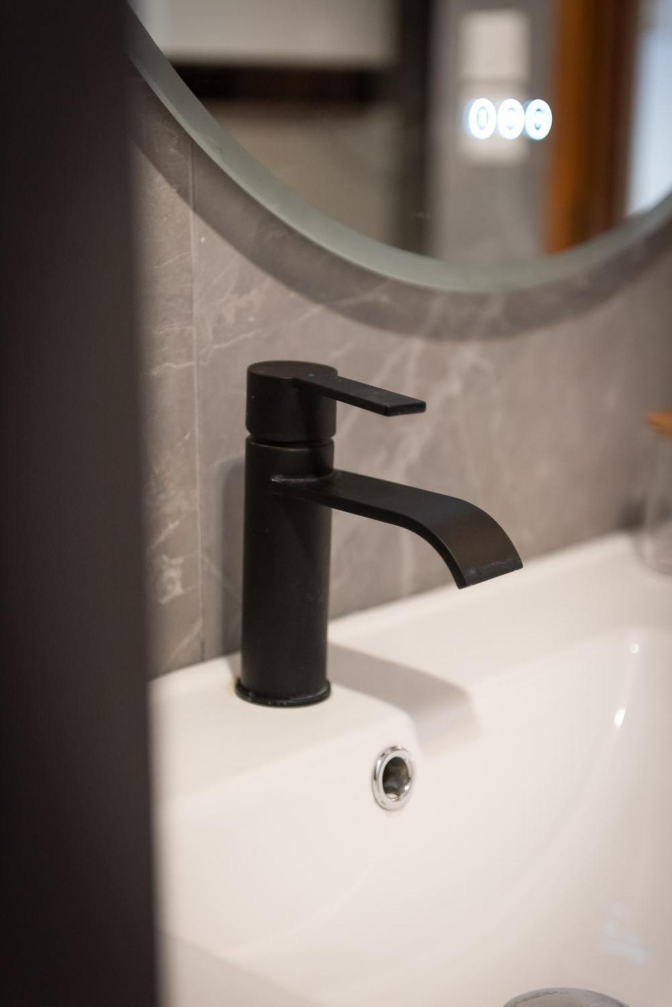 Appartement Cosy De 80 M2 Mulhouse Esterno foto